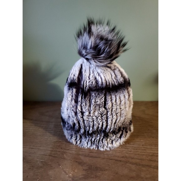 Annabelle New York Women's Rabbit Fur & Fox Fur Pom Pom Beanie Gray One Size - Picture 1 of 8